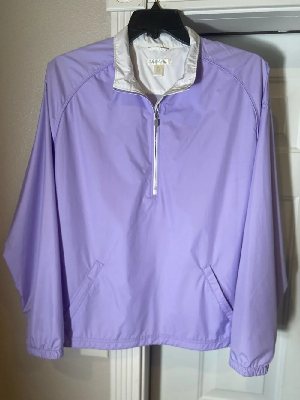 Lady  Hagan~Soft~Lavender~Windbreak~Pullover~Half Zip~Mesh Lined~Pockets~Size XL